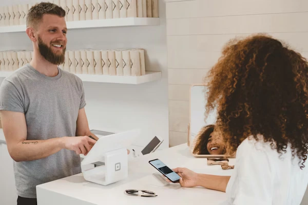 Recrutement cadres commerce, distribution et retail à Royan, Saintes, La Rochelle, Charente-Maritime (17)