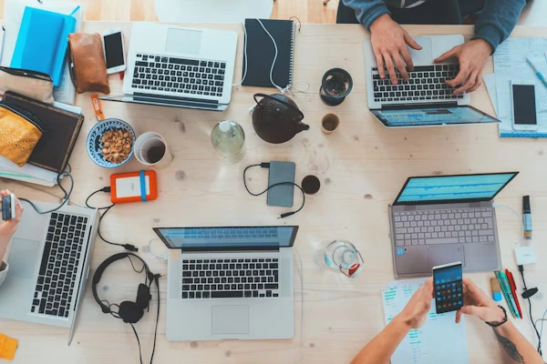 Recrutement cadres IT, numérique et développement informatique à La Rochelle, Saintes, Charente-Maritime (17)