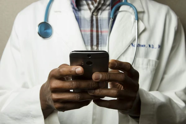 Recrutement cadres santé, médico-social, EHPAD et cliniques à Saintes, Charente-Maritime (17)